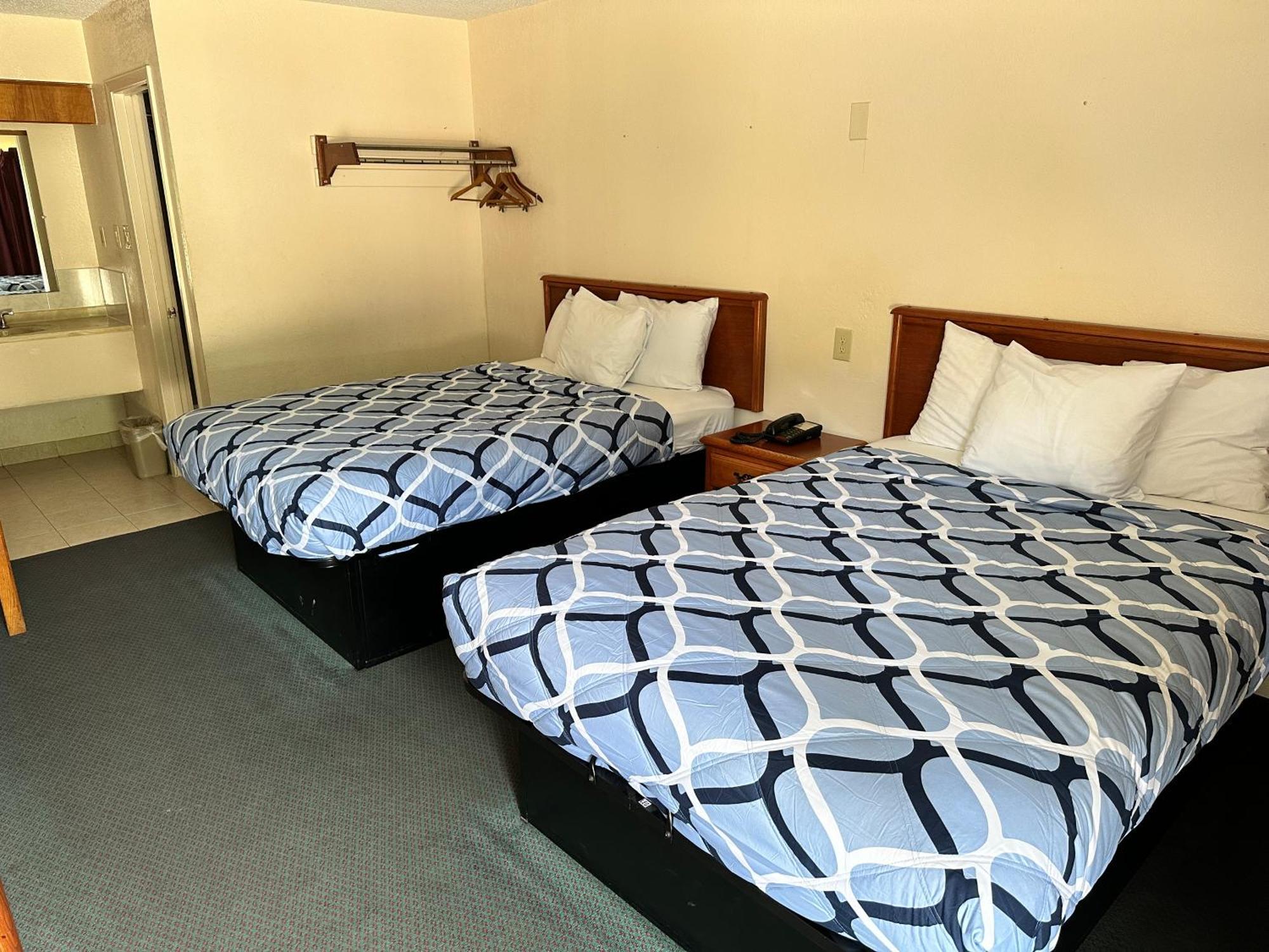 Regency Inn Jewett 外观 照片