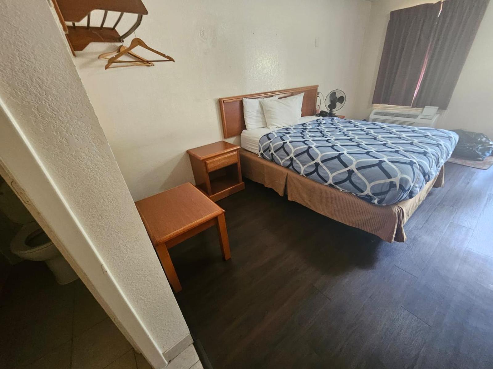 Regency Inn Jewett 外观 照片