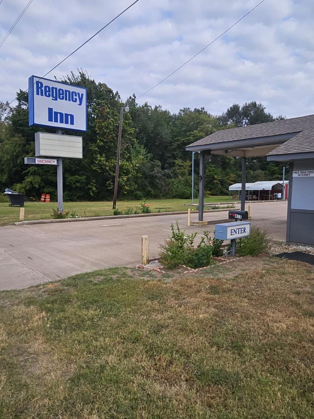 Regency Inn Jewett 外观 照片